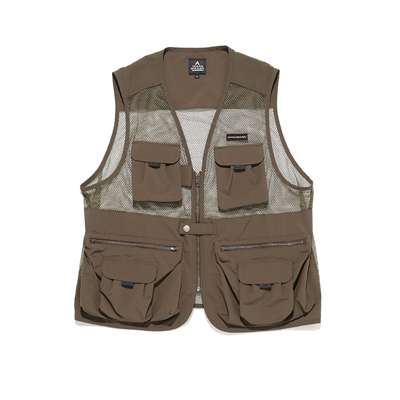 チャコールブラウン