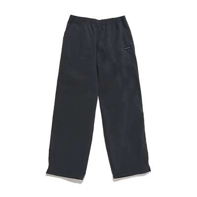 チャコールグレー