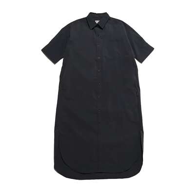 チャコールグレー