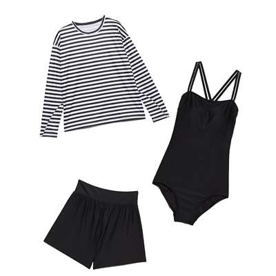 白黒ボーダー×黒