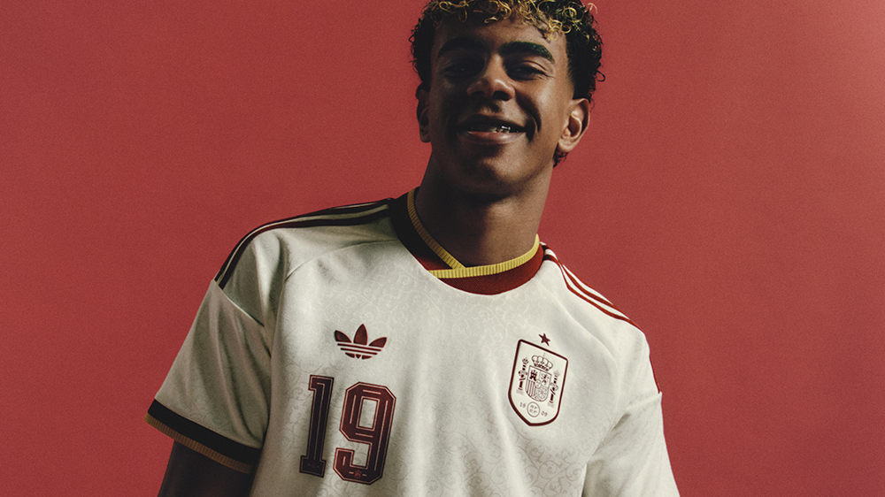 スペイン代表 2026 アウェイ