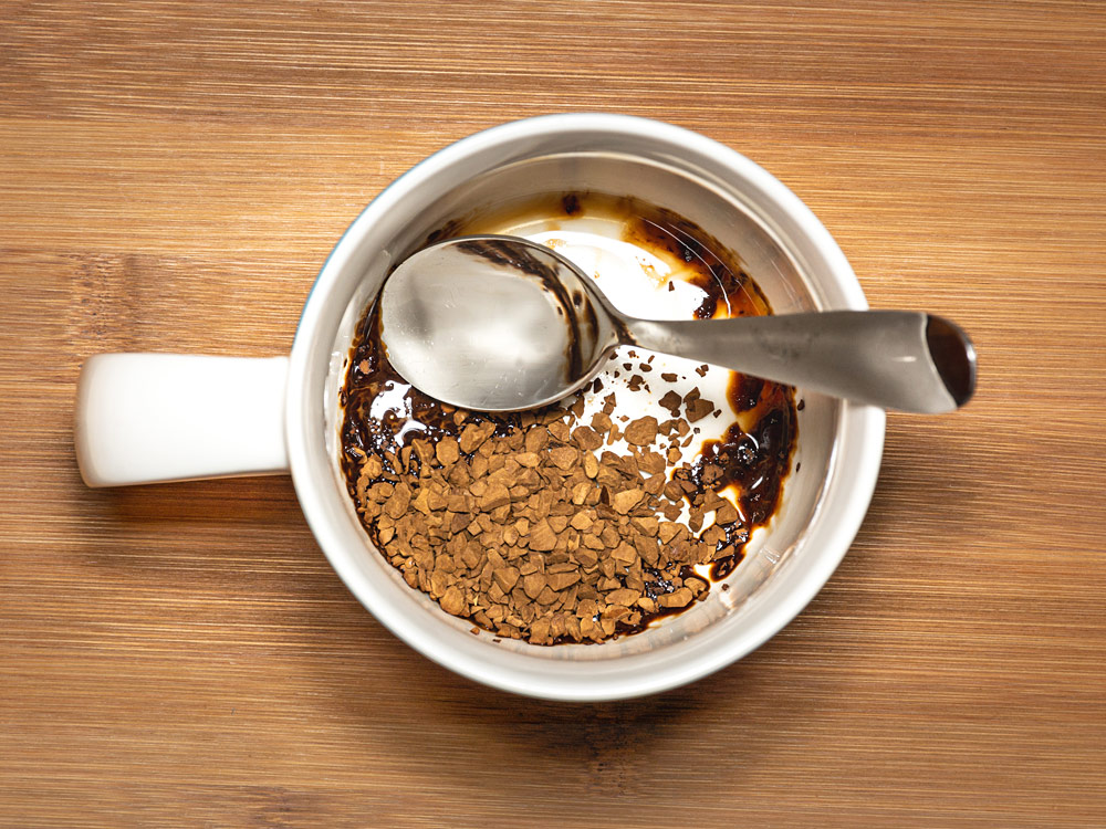 インスタントコーヒー｜お湯をいれるだけ！荷物を減らしたい方におすすめ
