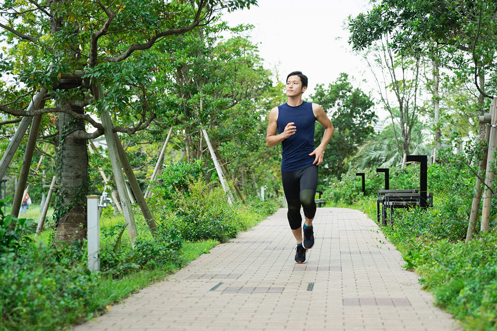 疲れにくく効率の良いランニングフォームとは？